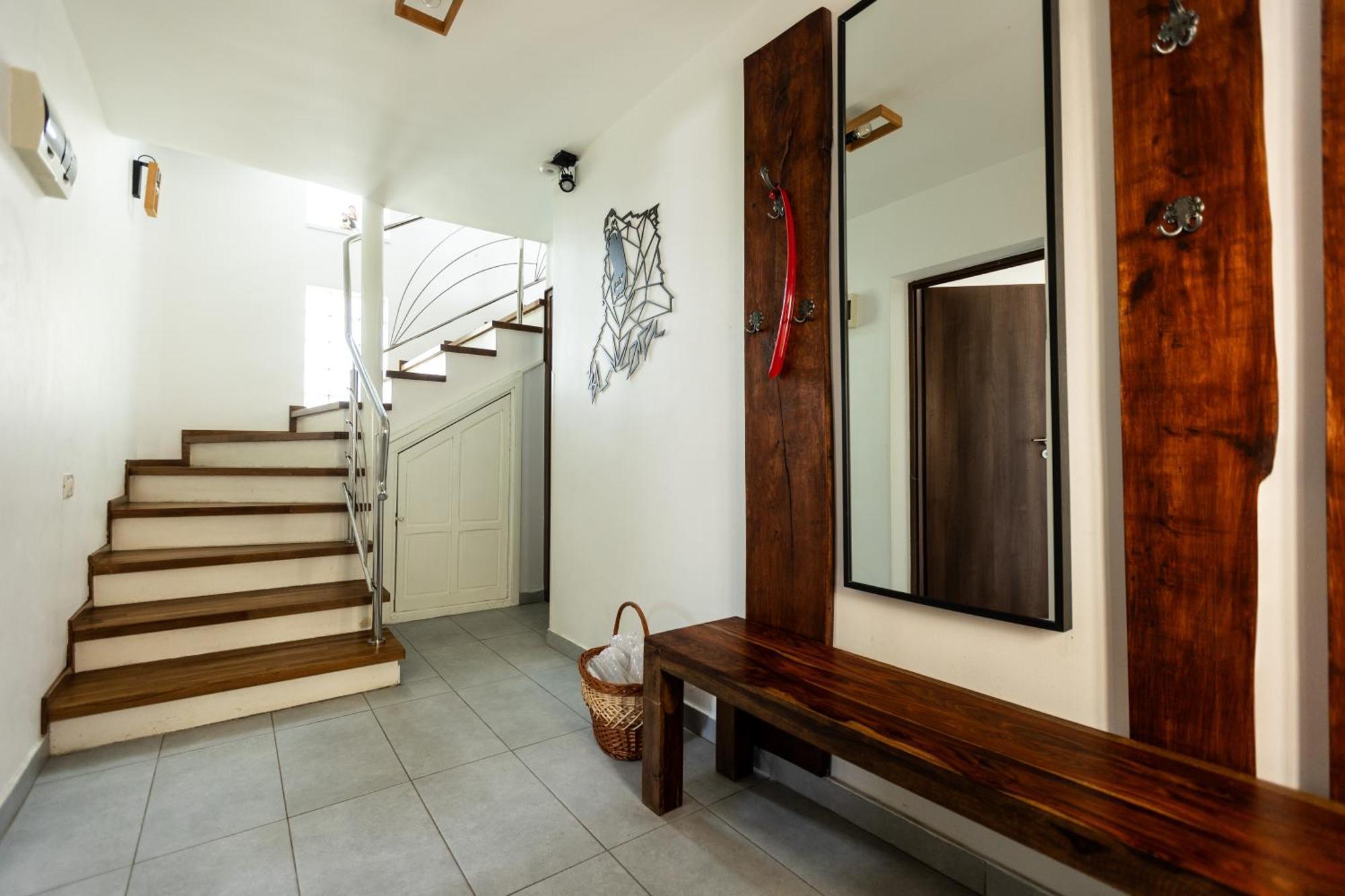 The Bear House Villa Busteni Ngoại thất bức ảnh